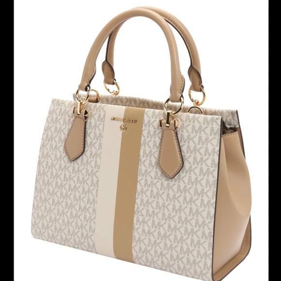 Michael Kors Handbags - Michael kors shoulder and crossbody purse NWOT